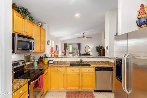 1705 E Horseshoe Ave, Gilbert, AZ 85296 photo 7