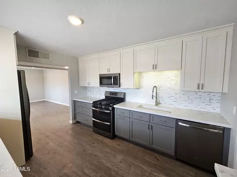 2023 E Alder Cir, Mesa, AZ 85204 photo 12