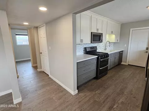 2023 E Alder Cir, Mesa, AZ 85204 photo 5