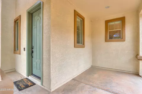 2123 S Colt Dr, Gilbert, AZ 85295 photo 5