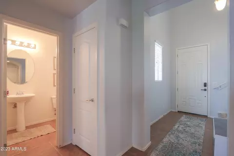 2123 S Colt Dr, Gilbert, AZ 85295 photo 10