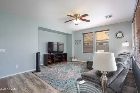 2123 S Colt Dr, Gilbert, AZ 85295 photo 15