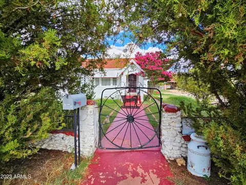 608 Hovland St, Bisbee, AZ 85603