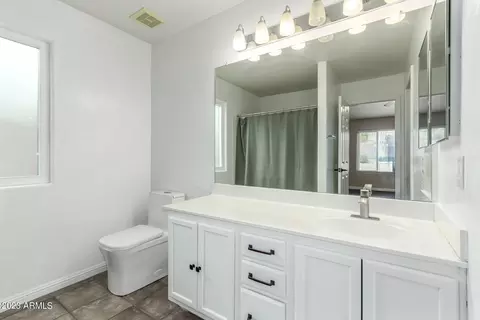 939 E Beverly Rd, Phoenix, AZ 85042 photo 14