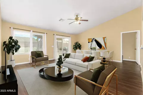 939 E Beverly Rd, Phoenix, AZ 85042 photo 4