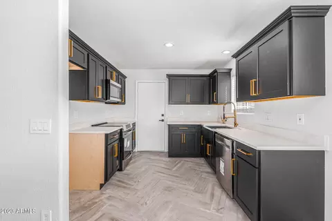 2127 W Roeser Rd, Phoenix, AZ 85041 photo 11
