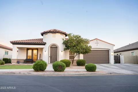 22195 E Creekside Dr, Queen Creek, AZ 85142