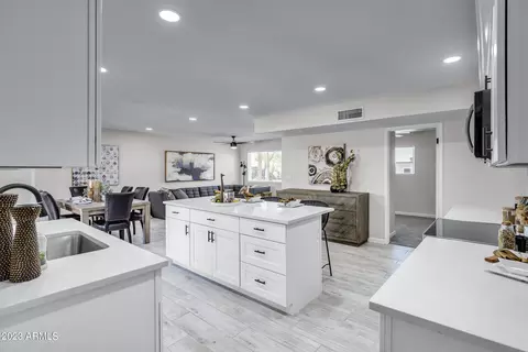 9618 Ellis Cir, Mesa, AZ 85207 photo 9