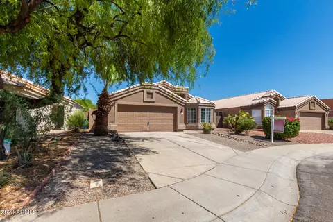 751 S Karen Dr, Chandler, AZ 85224