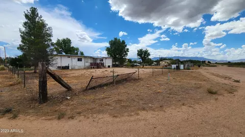 5629 W Corral Dr, Willcox, AZ 85643 photo 3