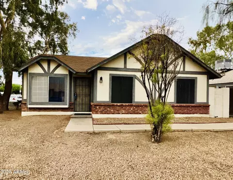 8520 W Palm Ln #1136, Phoenix, AZ 85037