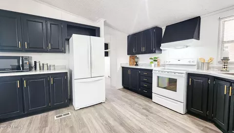 8301 N 103rd Ave #48, Peoria, AZ 85345