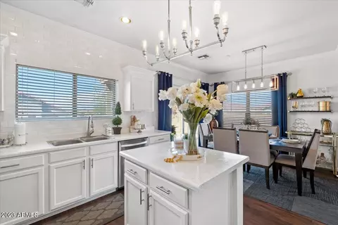 1130 E Milada Dr, Phoenix, AZ 85042 photo 8