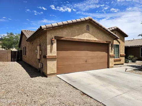 2620 W Kristina Ave, San Tan Valley, AZ 85142