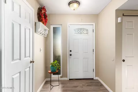 4021 E Maldonado Dr, Phoenix, AZ 85042 photo 5