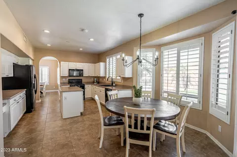 228 E Sagebrush St, Gilbert, AZ 85296 photo 10