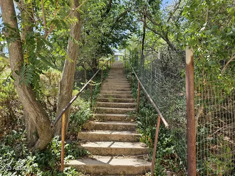 139 Higgins Hl, Bisbee, AZ 85603 photo 41