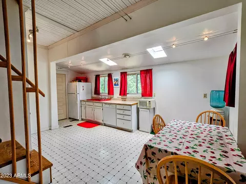 139 Higgins Hl, Bisbee, AZ 85603 photo 14