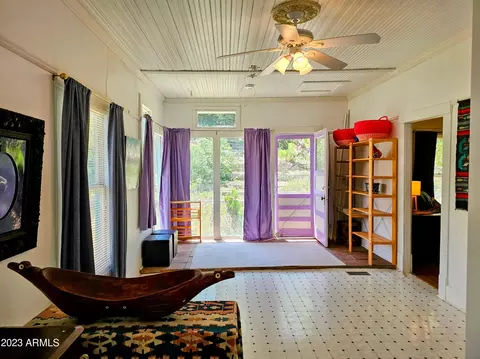 139 Higgins Hl, Bisbee, AZ 85603 photo 6
