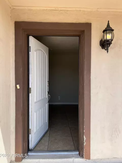 3244 E Hillery Dr, Phoenix, AZ 85032 photo 2