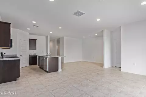 3210 W Shanley Ave, Apache Junction, AZ 85120 photo 10