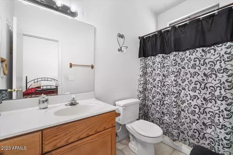 2733 E Schiliro Cir, Phoenix, AZ 85032 photo 6