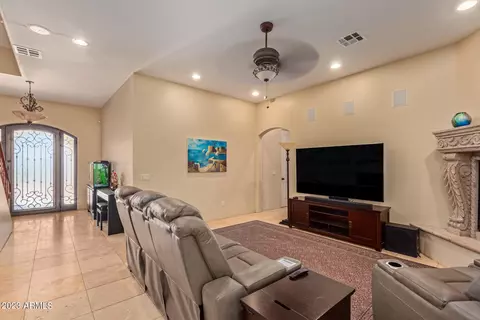 16124 E Twin Acres Dr, Gilbert, AZ 85298 photo 9