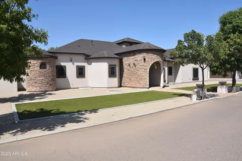 16124 E Twin Acres Dr, Gilbert, AZ 85298