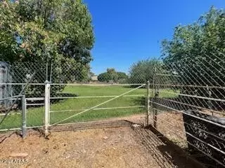 2448 Emerald Ave, Mesa, AZ 85204 photo 3