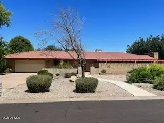 2448 Emerald Ave, Mesa, AZ 85204