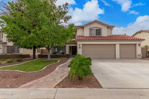 31686 N Bobcat Way, San Tan Valley, AZ 85143