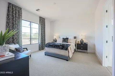 33 E Zenith Ln, Phoenix, AZ 85085 photo 27