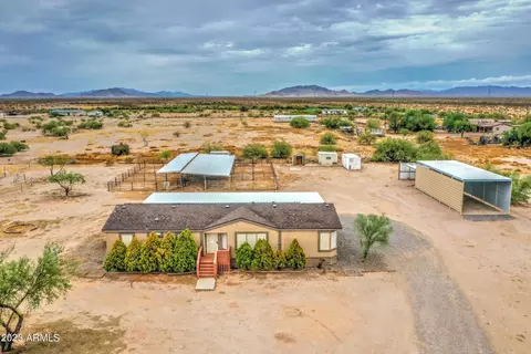 8219 W Kinney Rd, Mobile, AZ 85139