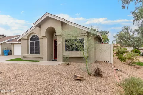 918 E Annette Dr, Phoenix, AZ 85022 photo 3