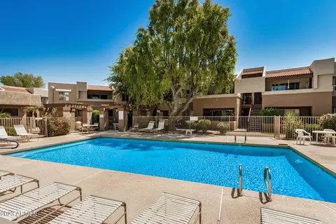 4554 E Paradise Village Pkwy N #116, Phoenix, AZ 85032