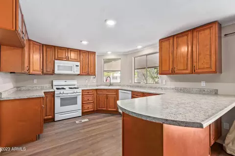 3243 E Kings Ave, Phoenix, AZ 85032 photo 14