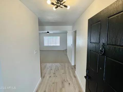 16639 N 34th Dr, Phoenix, AZ 85053 photo 5