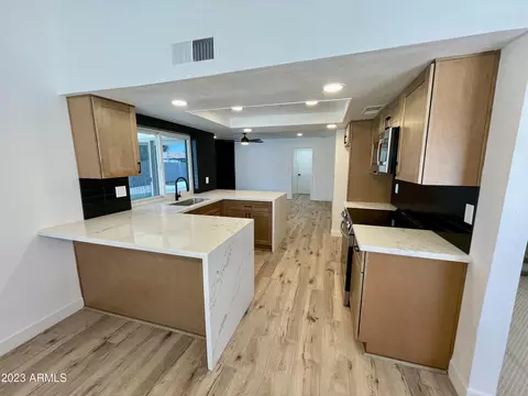 16639 N 34th Dr, Phoenix, AZ 85053 photo 14