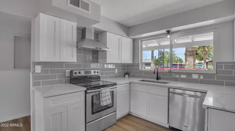 307 E 8th Dr, Mesa, AZ 85210