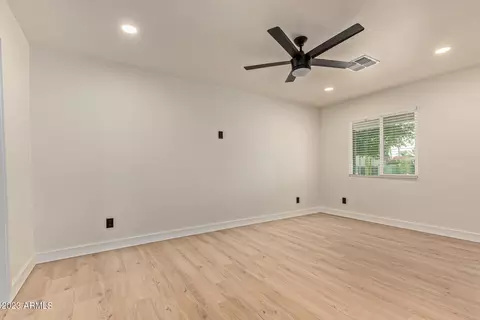 6621 N 8th Pl, Phoenix, AZ 85014 photo 12