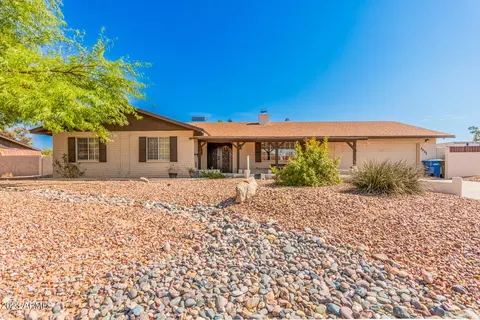 3131 E Hillery Dr, Phoenix, AZ 85032 photo 2