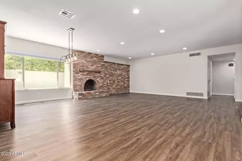 1633 E Northshore Dr, Tempe, AZ 85283 photo 6