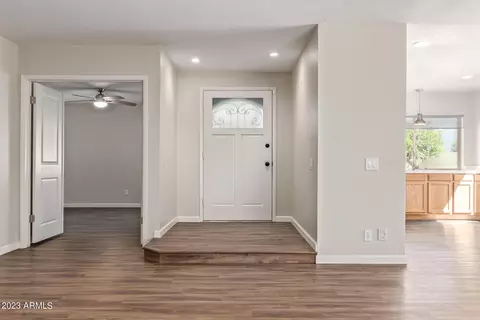 1633 E Northshore Dr, Tempe, AZ 85283 photo 3