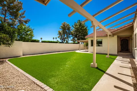 1633 E Northshore Dr, Tempe, AZ 85283 photo 2