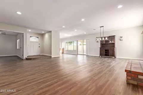 1633 E Northshore Dr, Tempe, AZ 85283 photo 5