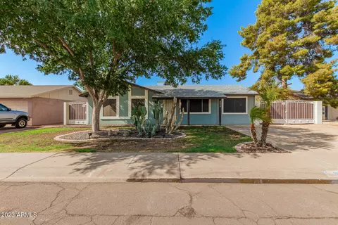 4428 W Turquoise Ave, Glendale, AZ 85302
