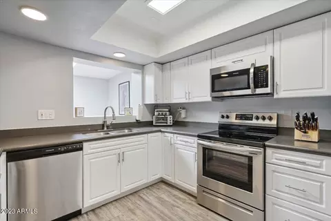 3882 N 30th St, Phoenix, AZ 85016 photo 6