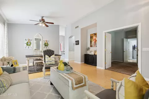 1702 E Bruce Ave, Gilbert, AZ 85234 photo 6