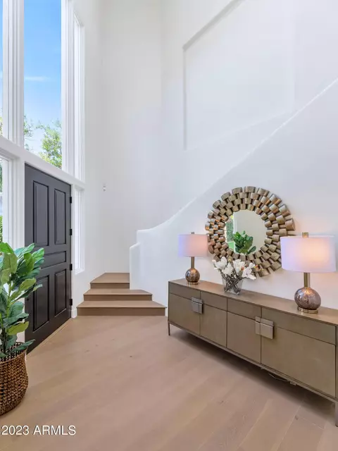 Entry Way - 5041 E Lafayette Blvd, Phoenix, AZ 85018 photo 1 of 2