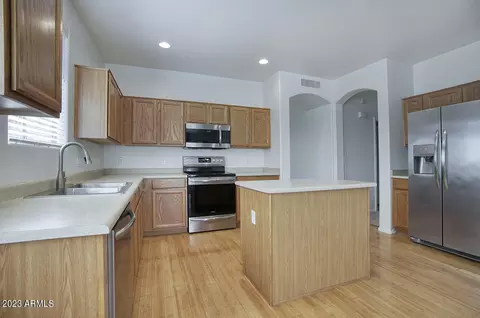 2430 E Darrel Rd, Phoenix, AZ 85042 photo 4